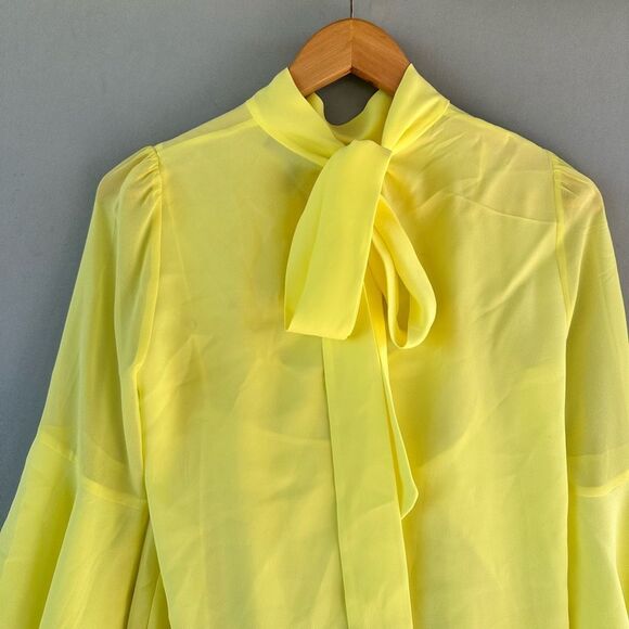 🎉5 for $45🎉 BCBGMAXAZRIA dress size XXS yellow - Picture 5 of 8